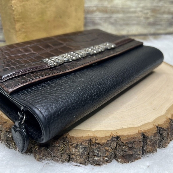 Vintage Brighton Black Pebbled Genuine Leather Croc Trim Clutch Organizer Wallet - Picture 7 of 16